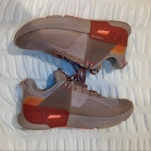 Under Armour HOVR APEX Training Sneaker